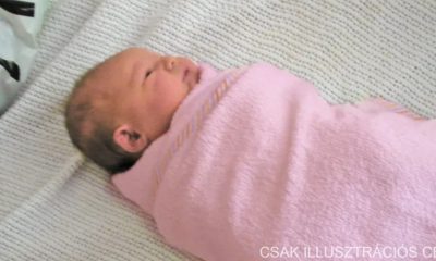 "Elképzelhetetlen!" - megdöbbenve találta meg a 13 éves lánya szobájában elrejtett kisbabát